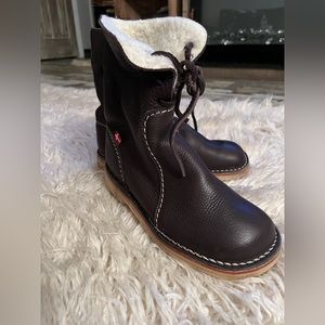 Arhus Duckfeet boots size 40 (womens 9.5) color: Chocolate